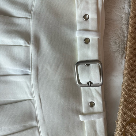 🌸3/$12, Skirt size S, new shein without cream label pulling white - Picture 6 of 8